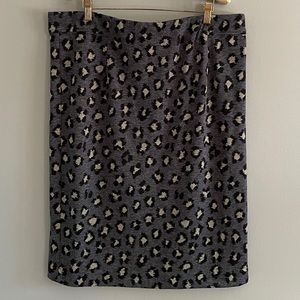 LOFT Charcoal Animal Print Knit Straight Pencil Skirt Sz XL